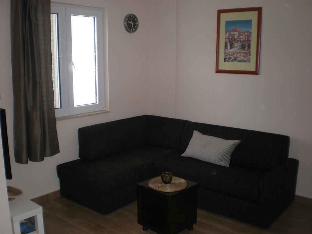 Apartment Maria Banjol Room photo